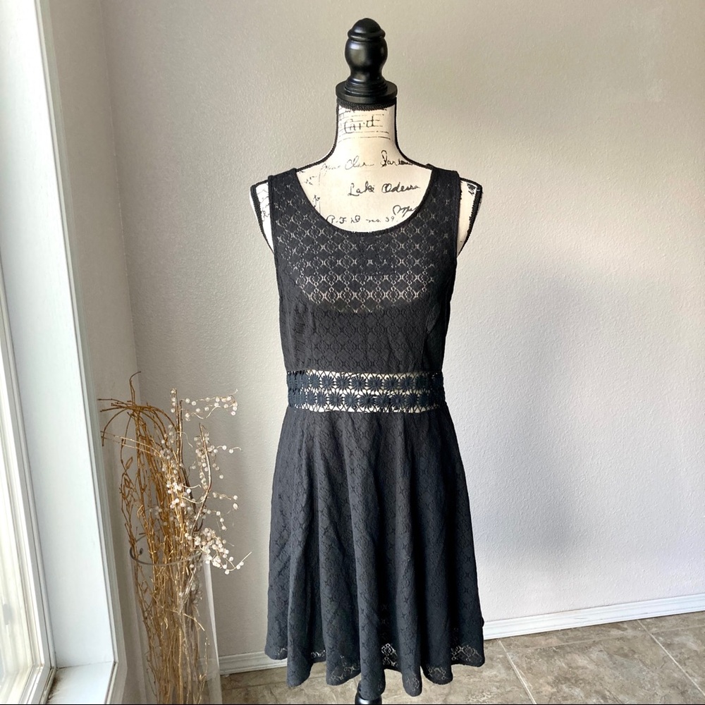 Free People NWT Black Cut Out Flower Lace Dress 12